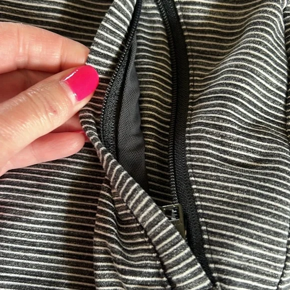 Athleta Black and Gray Striped Skort - Picture 2 of 5